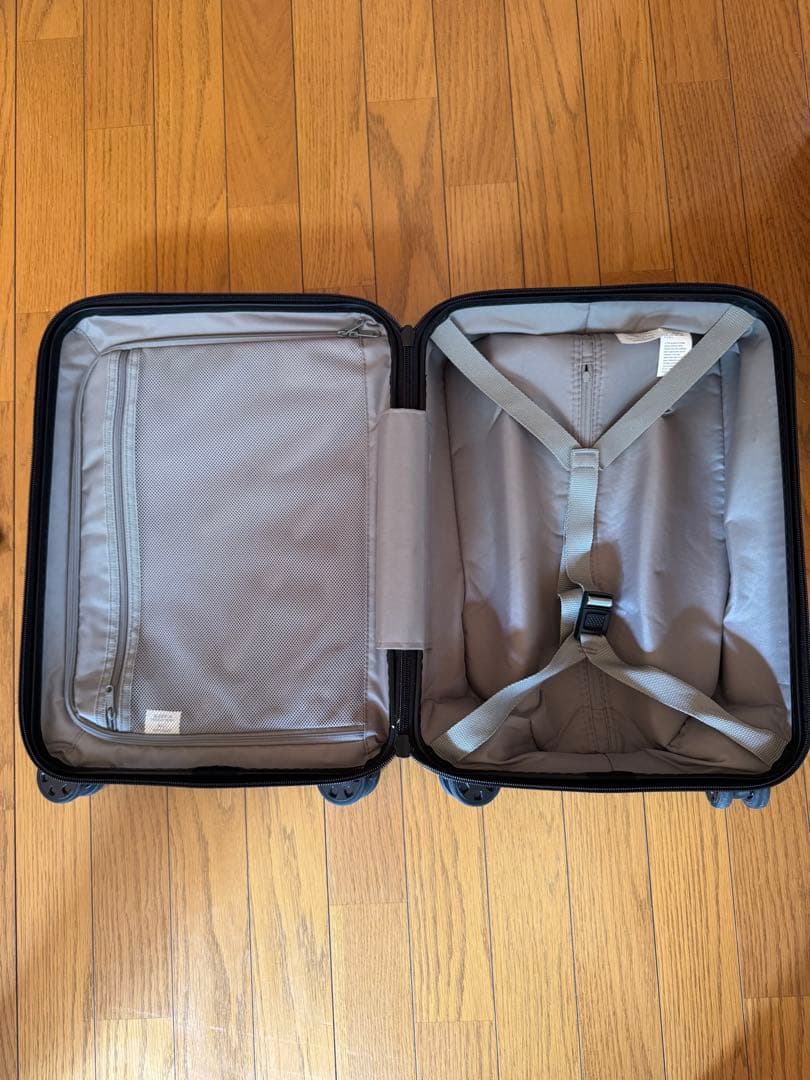 無印良品 ハードキャリーケース（20L）ブラック 1～2泊用