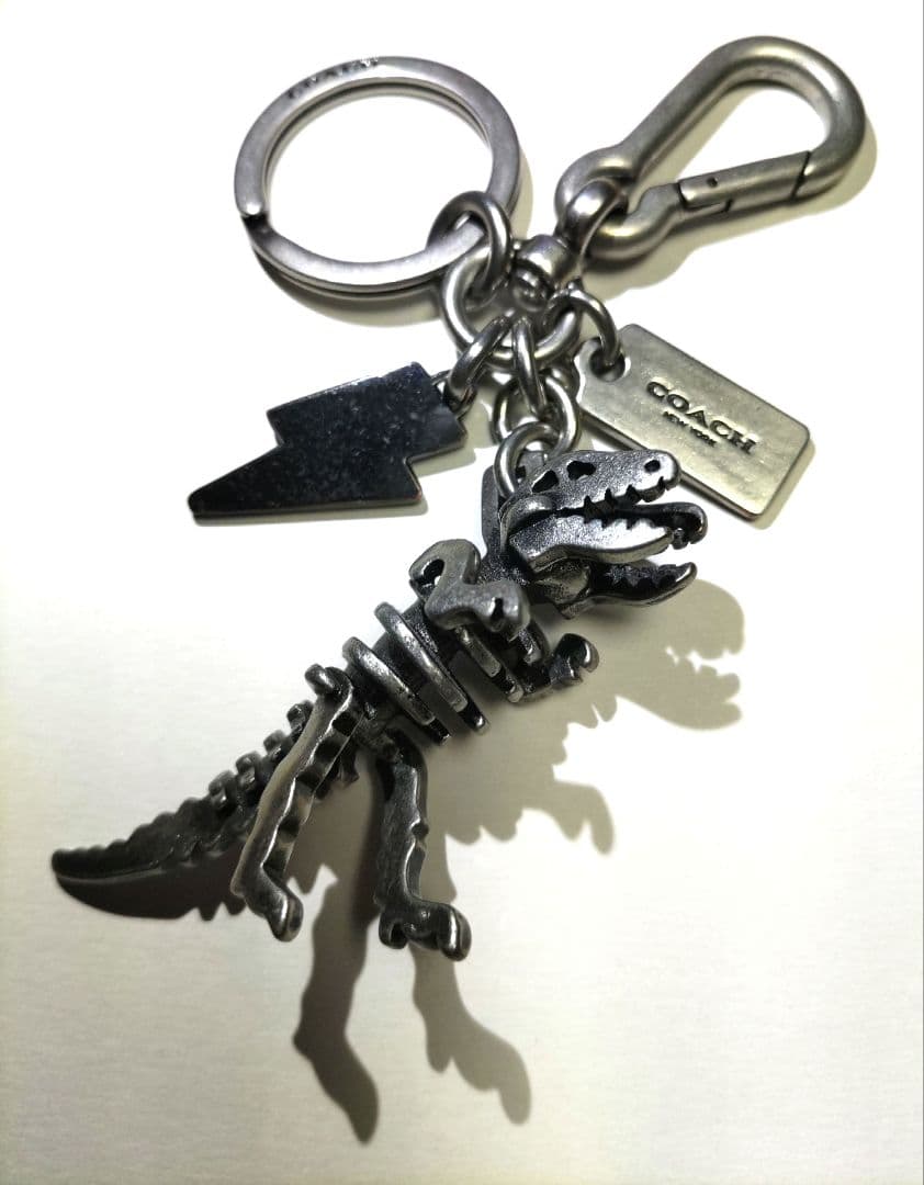 COACH 　恐竜骨格　キーホルダー