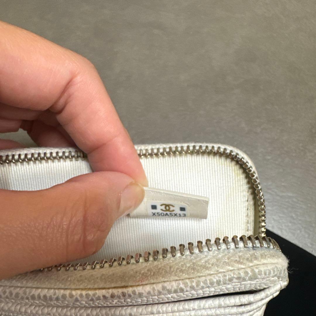CHANEL キャビアスキン ミニ財布　白　ホワイト