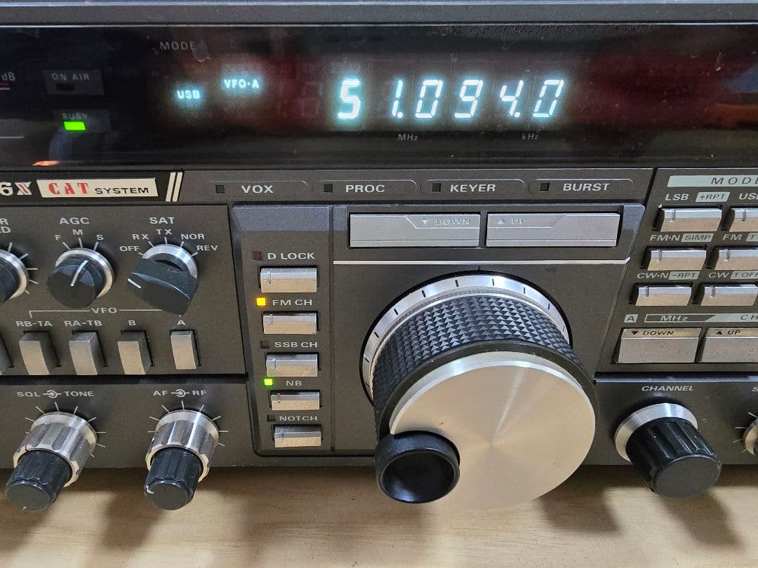 八重洲無線　V/UHFオールモード　FT-736