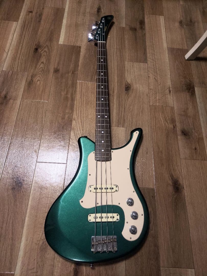 【レアカラー】YAMAHA SBV500 グリーン エレキベース ヤマハ　日本製