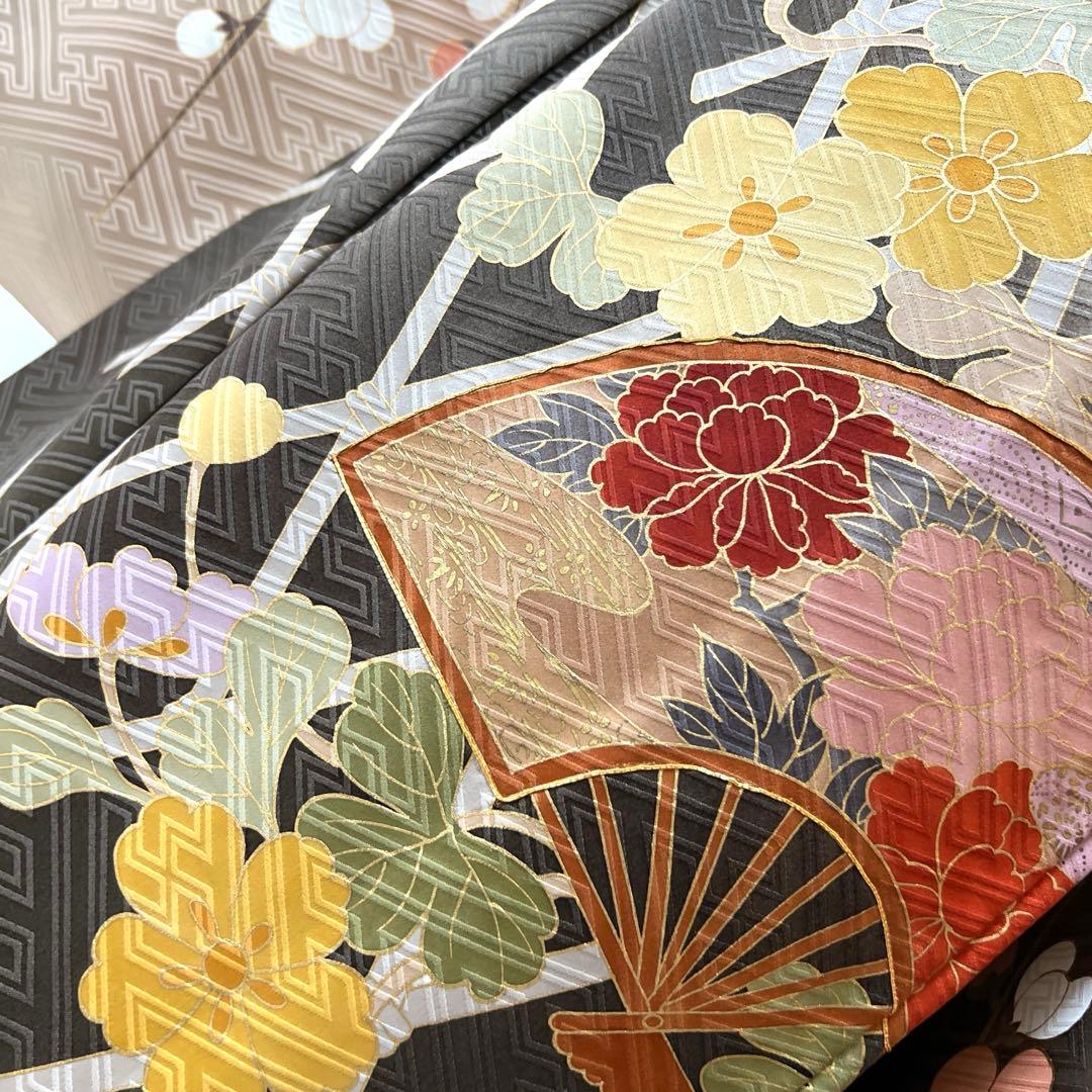 370 振袖フルセット 正絹 ベージュ 茶 金彩 駒刺繍 暈し染め アースカラー