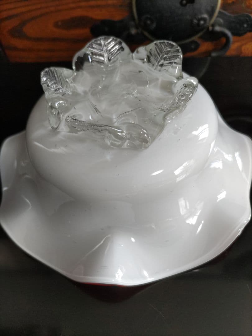 明治文化の薰風　花開く開化の粋　乳白赤縁氷コップ　貴重な当時物