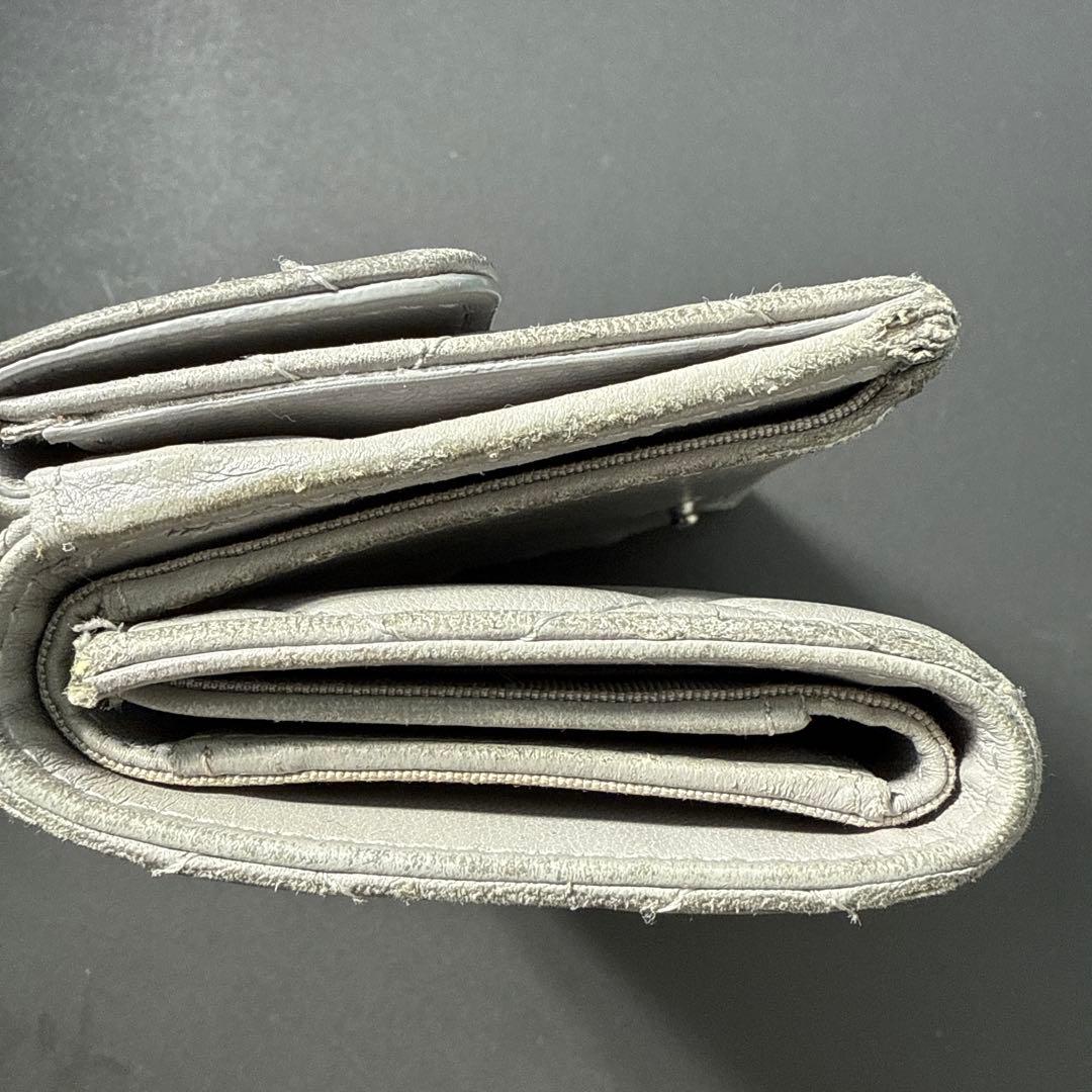 シャネル　CHANEL コンパクト　財布　三つ折り　グレー