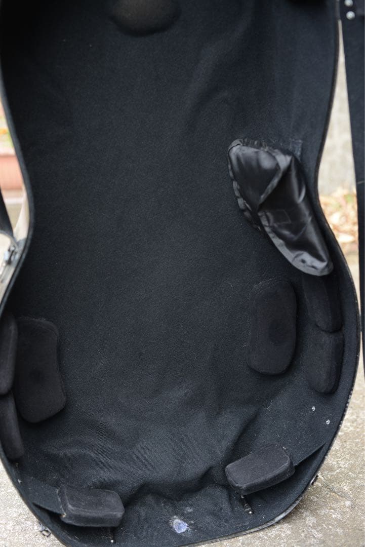 MUSILIA カーボンファイバーチェロケース　4/4