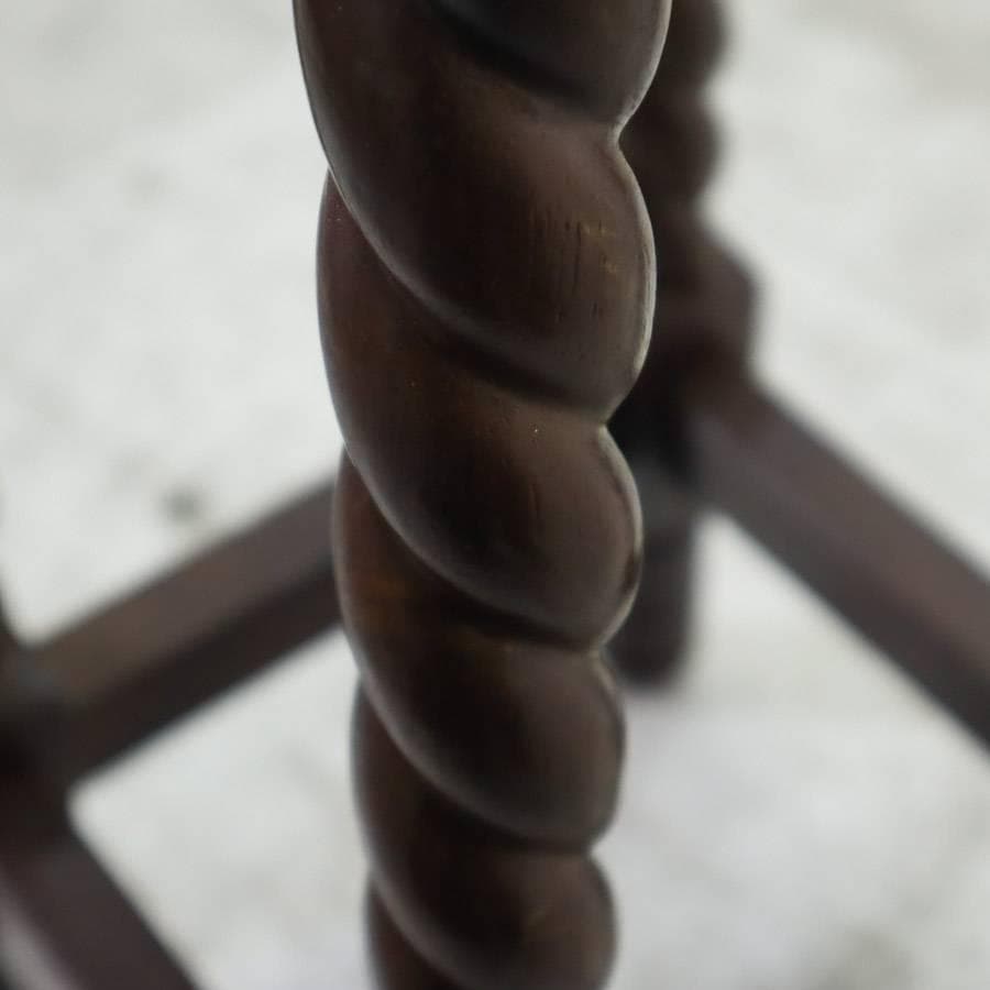 イタリア製 座面回転 バースツール ツイストレッグ アンティーク調 クラシカル