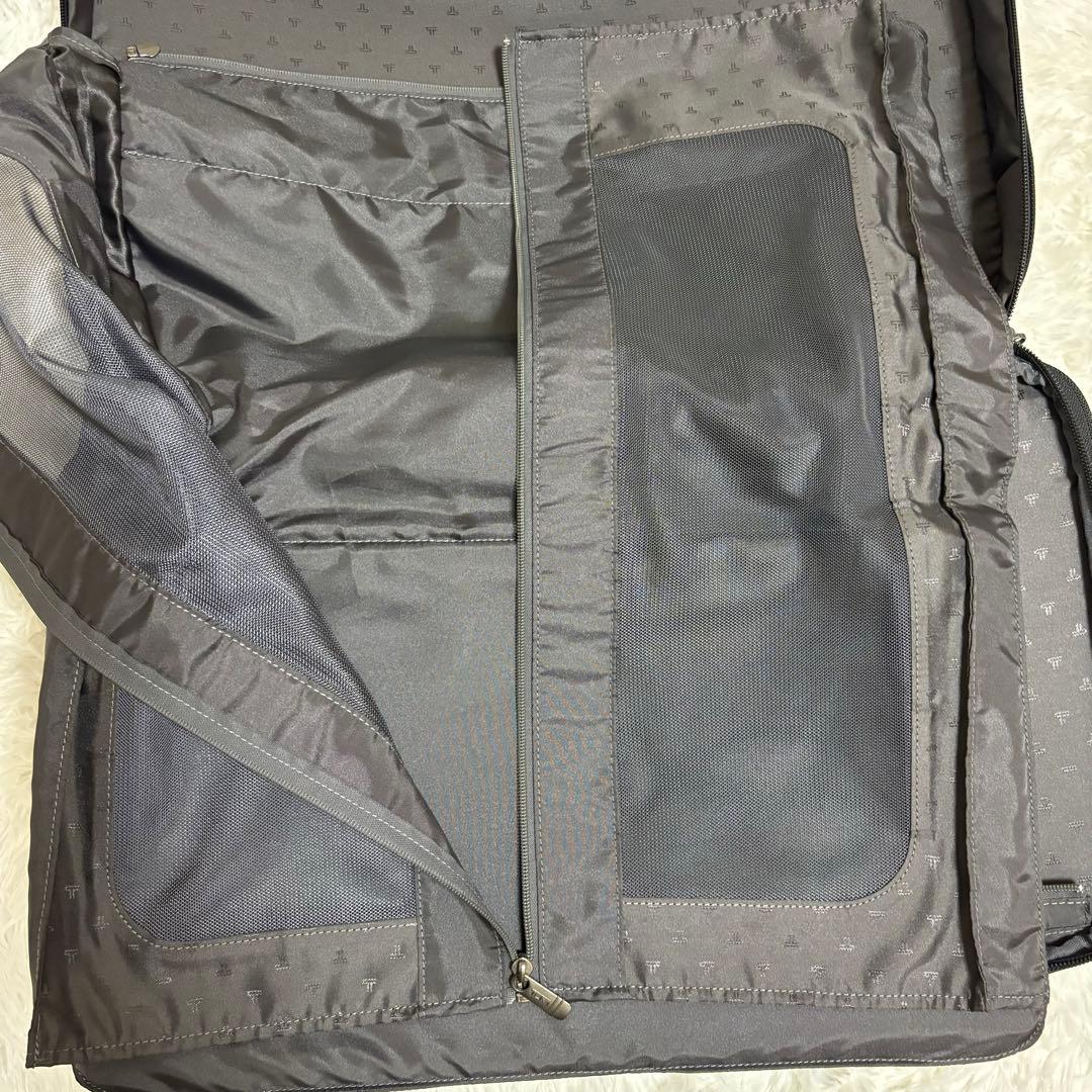 トゥミTUMI キャリーバック　ブリーフケース　ブラック　PCバック付き