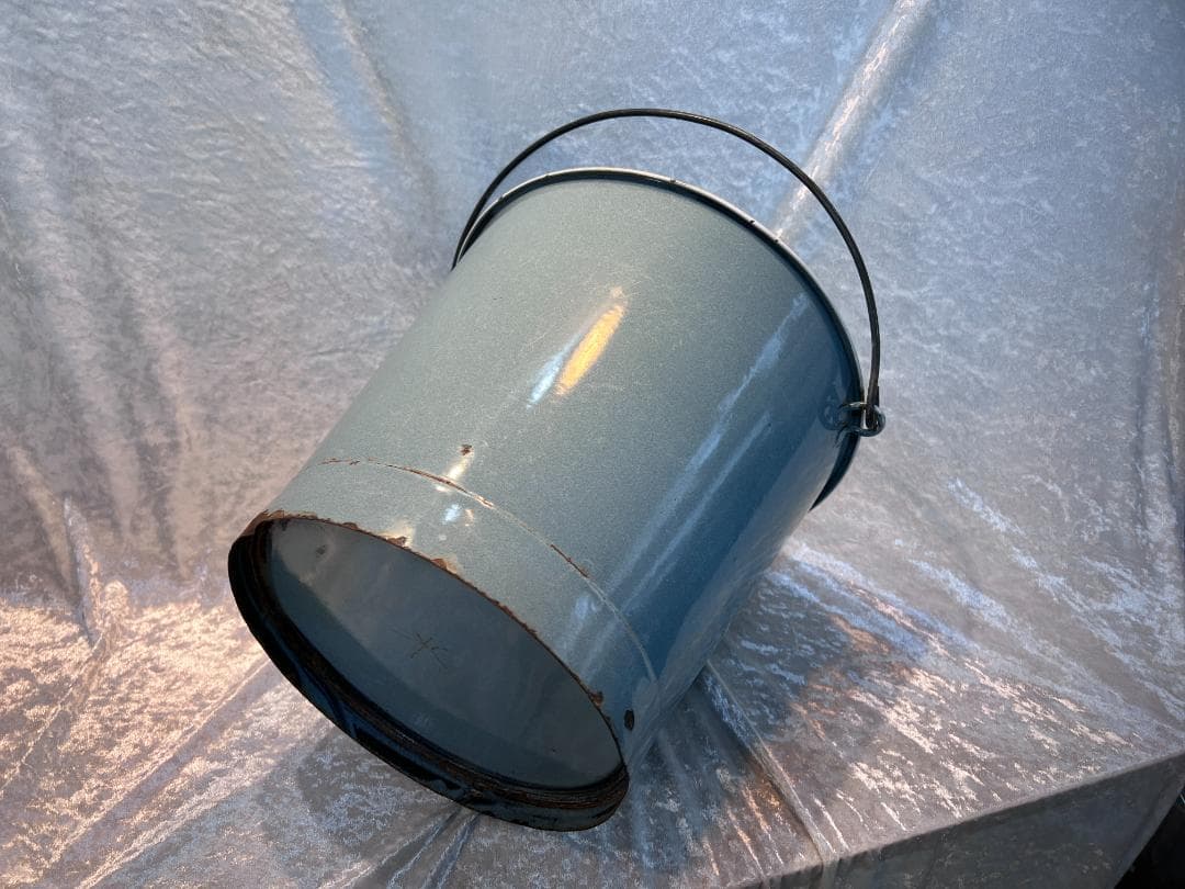 バケツ　持ち手付き　アイアン ホーロー