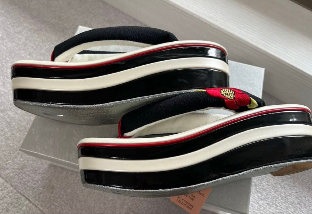 キモノカフェ　和装用バッグと草履のセット　成人式　卒業式に