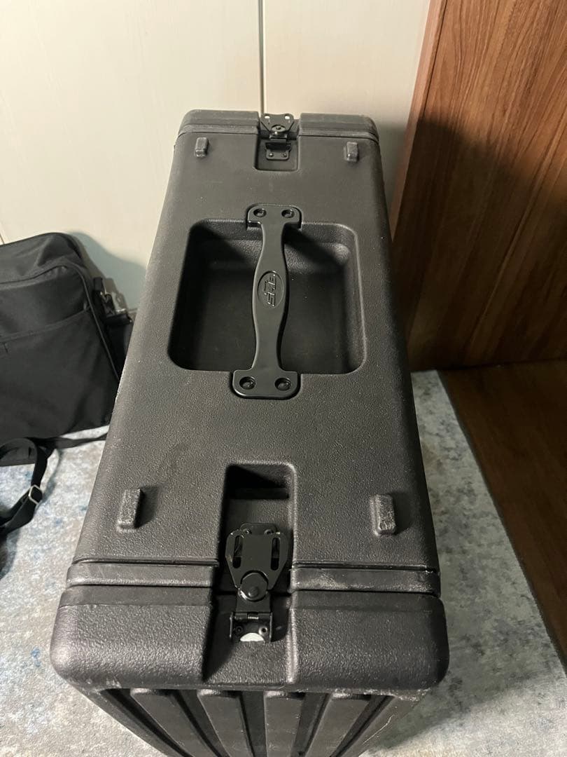 SKB ROTO RACK 4U ラックケース