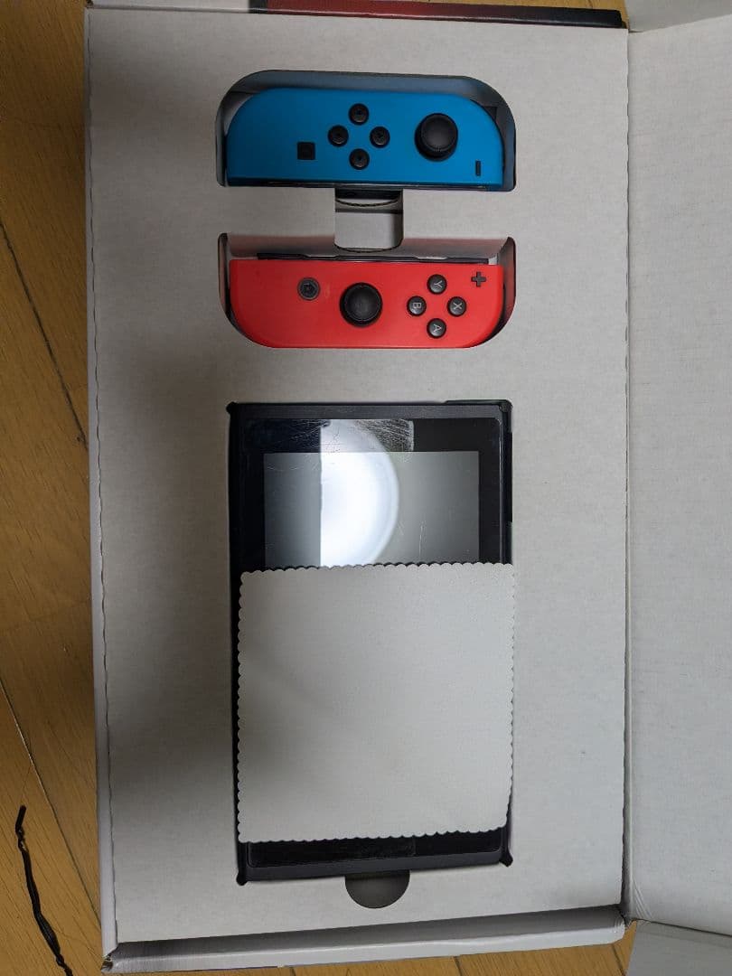 【訳アリ】Nintendo Switch 本体 ネオンブルー・レッド