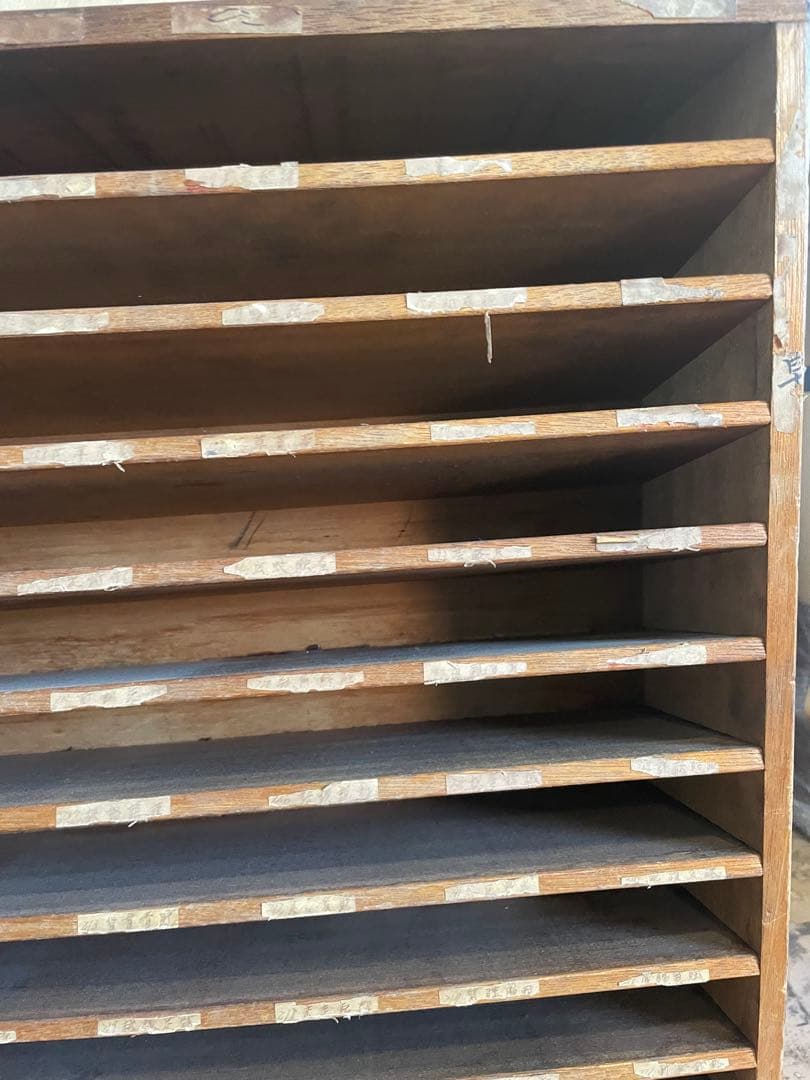 T【送料込み】活版印刷所から出た木の棚【古道具】【活版印刷】