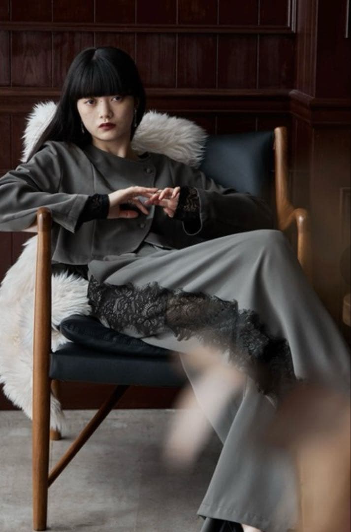 セットアップパンツドレス　アシメデザインジャケット&サイドレースパンツ