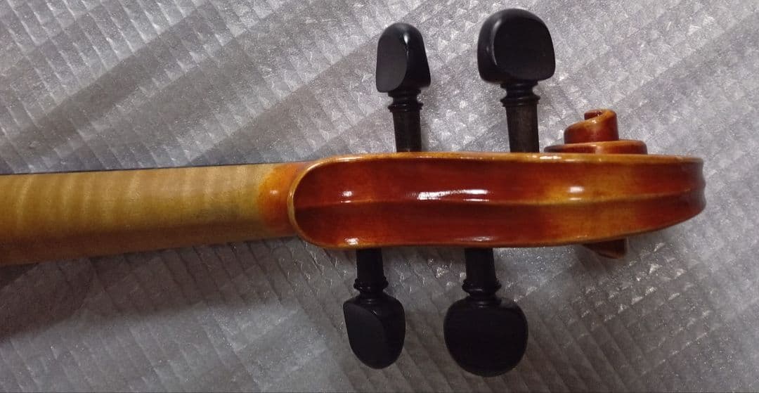 SUZUKI バイオリン No.580 4/4 弓付、ケースあり　上級モデル