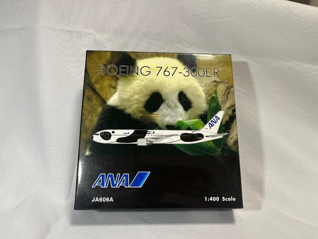 Phoenix 04218 全日空 B767-300ER JA606A パンダ