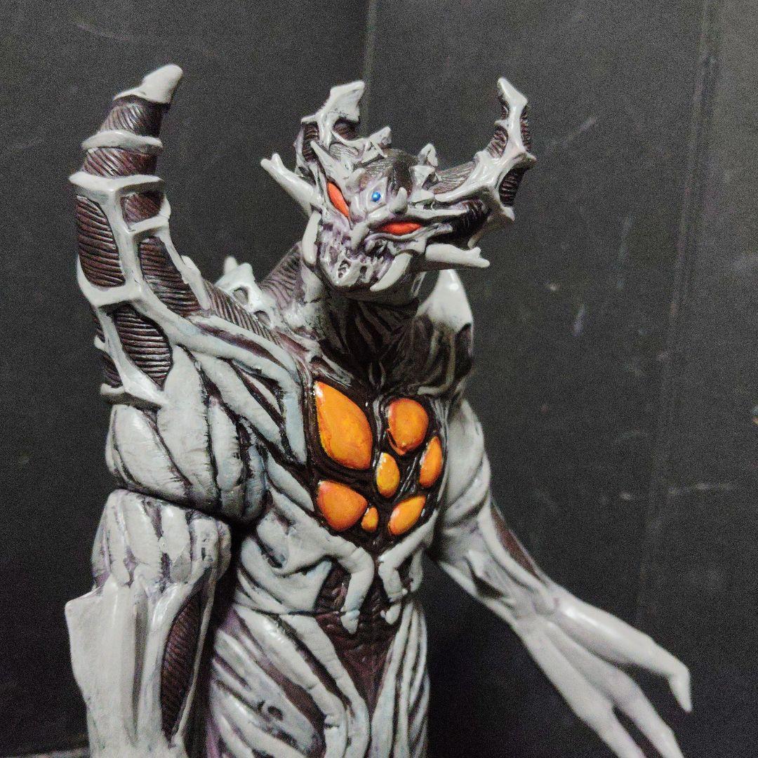 ウルトラ旧型絶版ソフビカオスダークネス.イヴリース（2927th.2963ei）