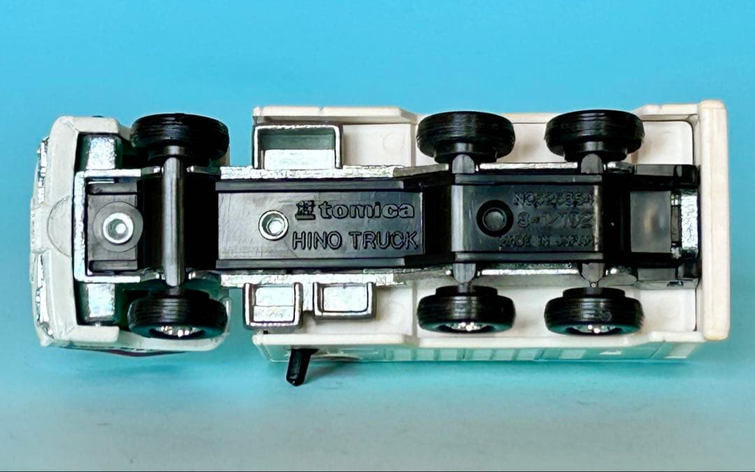 トミカ黒箱 99 JAL エアー トラック