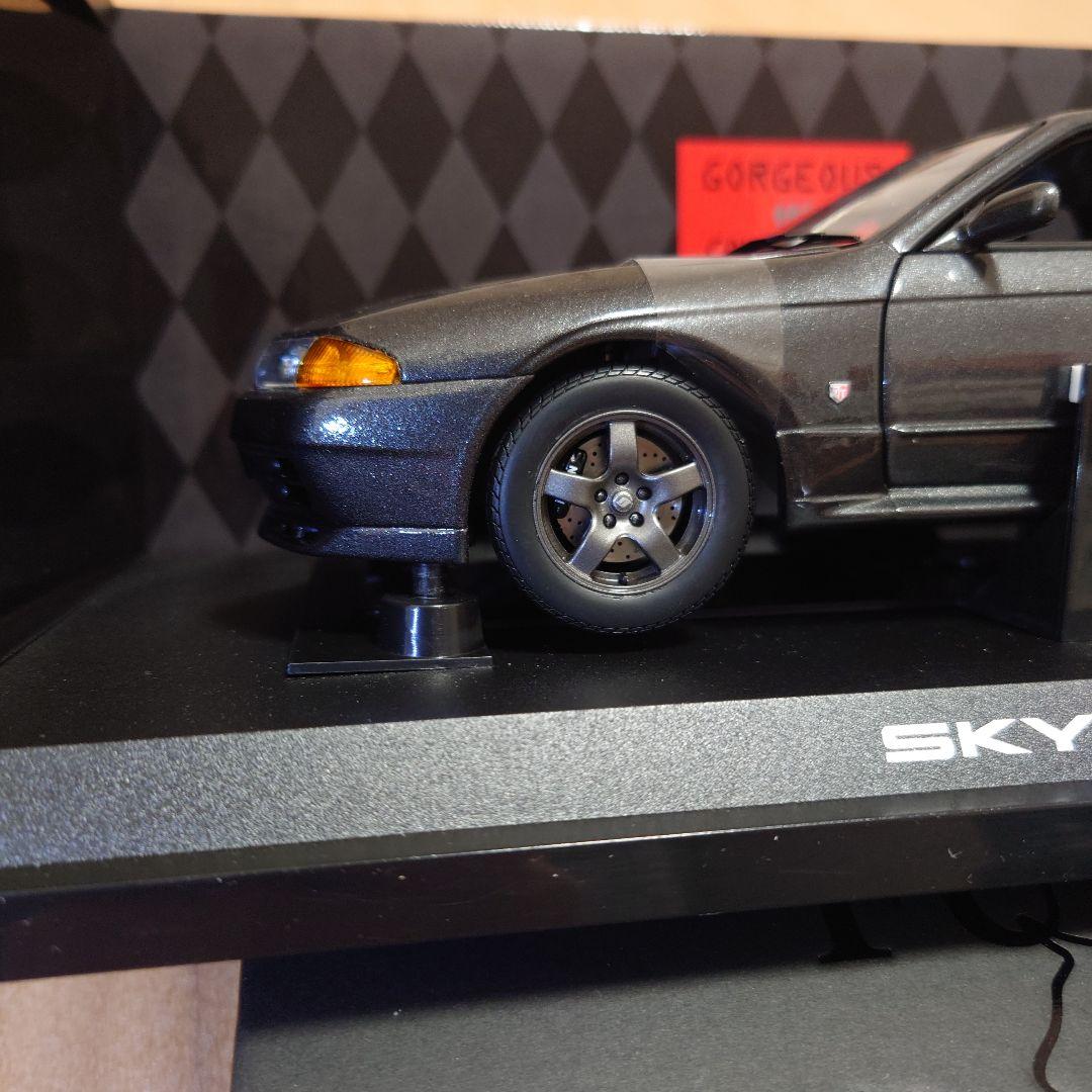 京商　1/18 R32 GT-R SKYLINE
