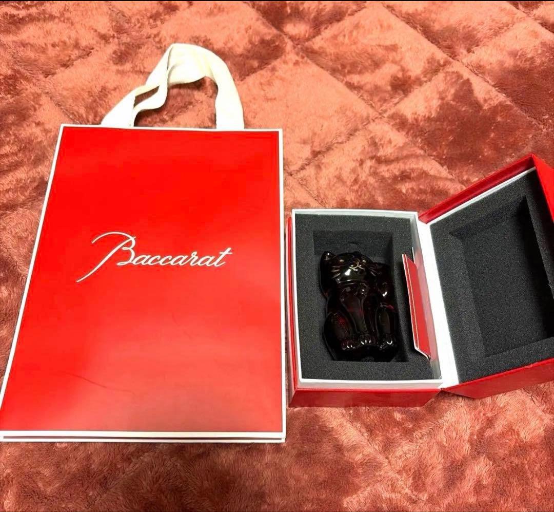 バカラ　baccarat 招き猫　レッド