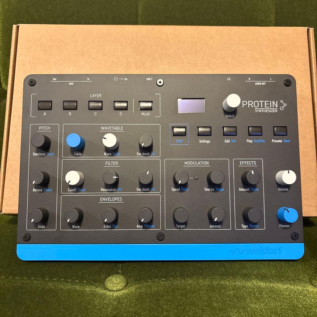 Waldorf PROTEIN ウェーブテーブルシンセサイザー