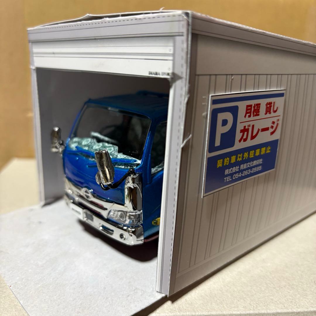 送料込み　楽プラ デュトロ 完成品 プラモデル デコトラ 1/32 ラメ塗装