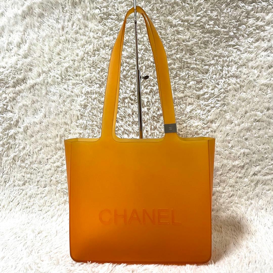 ✨入手困難✨CHANEL ラバートートバッグ ハンドバッグ オレンジ ロゴ金具