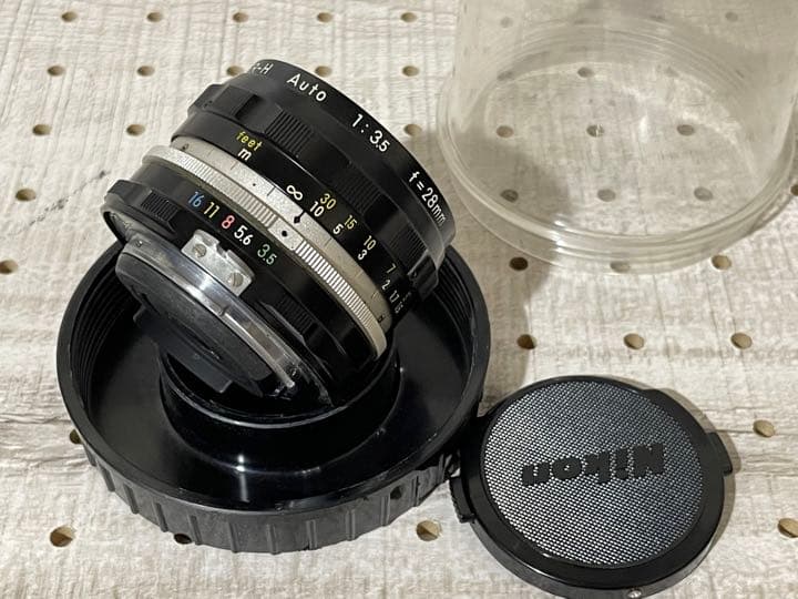 ニコンレンズNikkor-Auto Nikon  28-mm F3.5