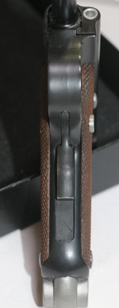 超希少　六研製　プラモデルガン　南部式自動拳銃（陸式）無可動鑑賞用 合法品