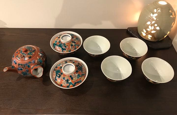 【骨董品】九谷焼　木米　急須1個・蓋付茶碗2個・湯呑茶碗4個