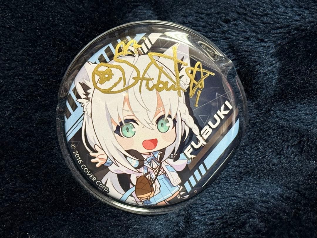 ホロライブ 超超超超ゲーマーズ 白上フブキ 直筆缶バッジ