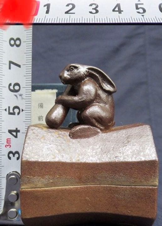 レアなデザイン　杵突きうさぎ備前焼　香合　兎　縦5㎝横4.6㎝高さ6.4㎝お茶会