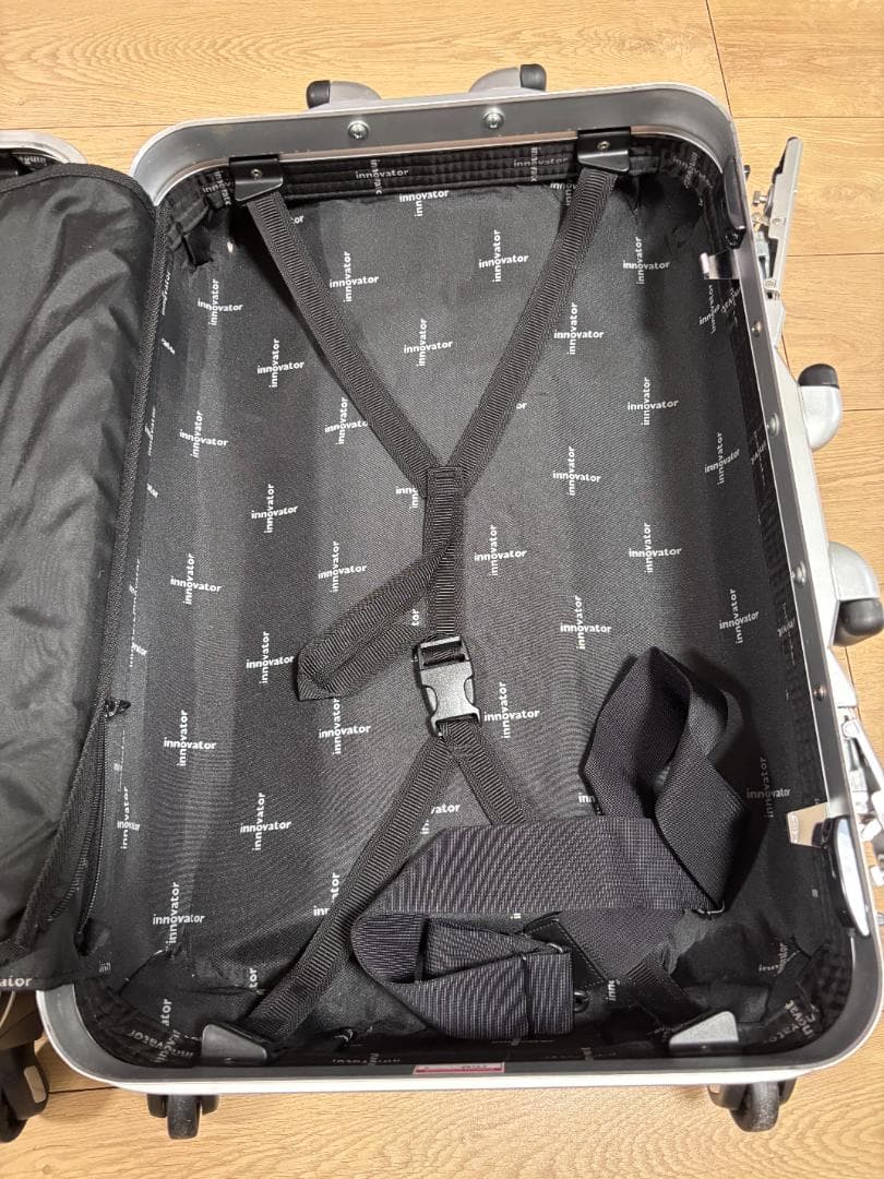 innovator イノベーター スーツケース INV22E 54L