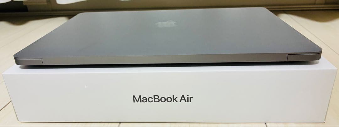 【外装美品】MacBook Air M1 2020 16GB 256GB