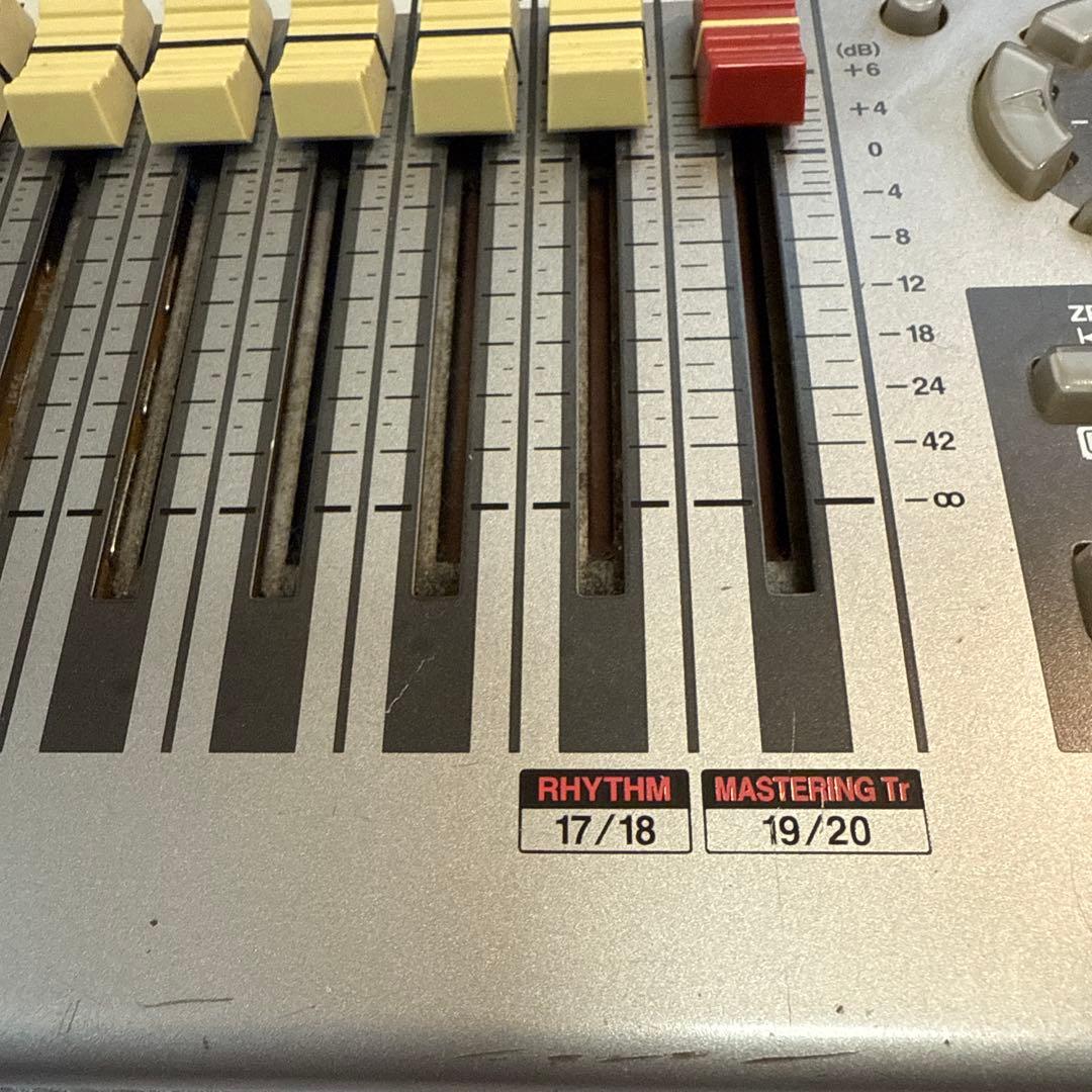 s*a様 Roland VS-2000CD （本体のみ）