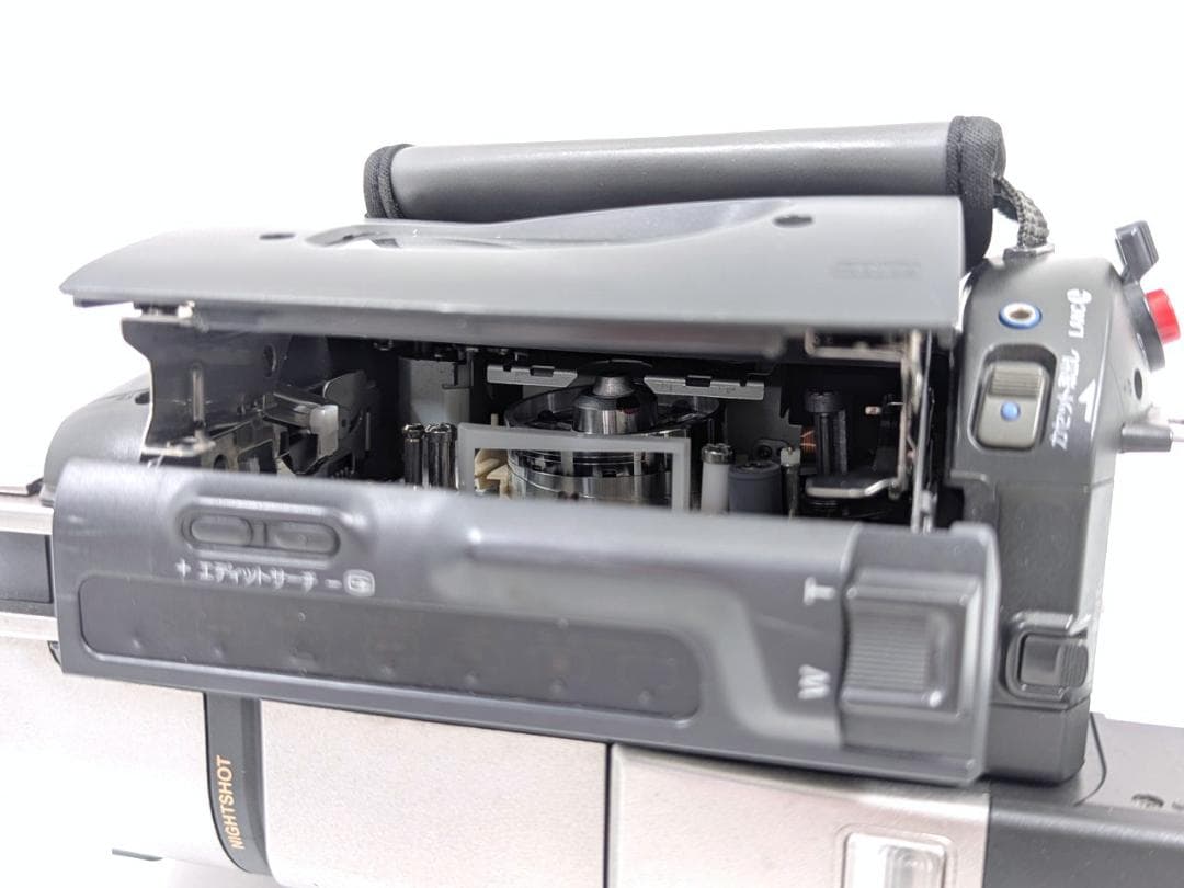 8mmテープのダビングに！ SONY ビデオカメラ CCD-TRV85 02