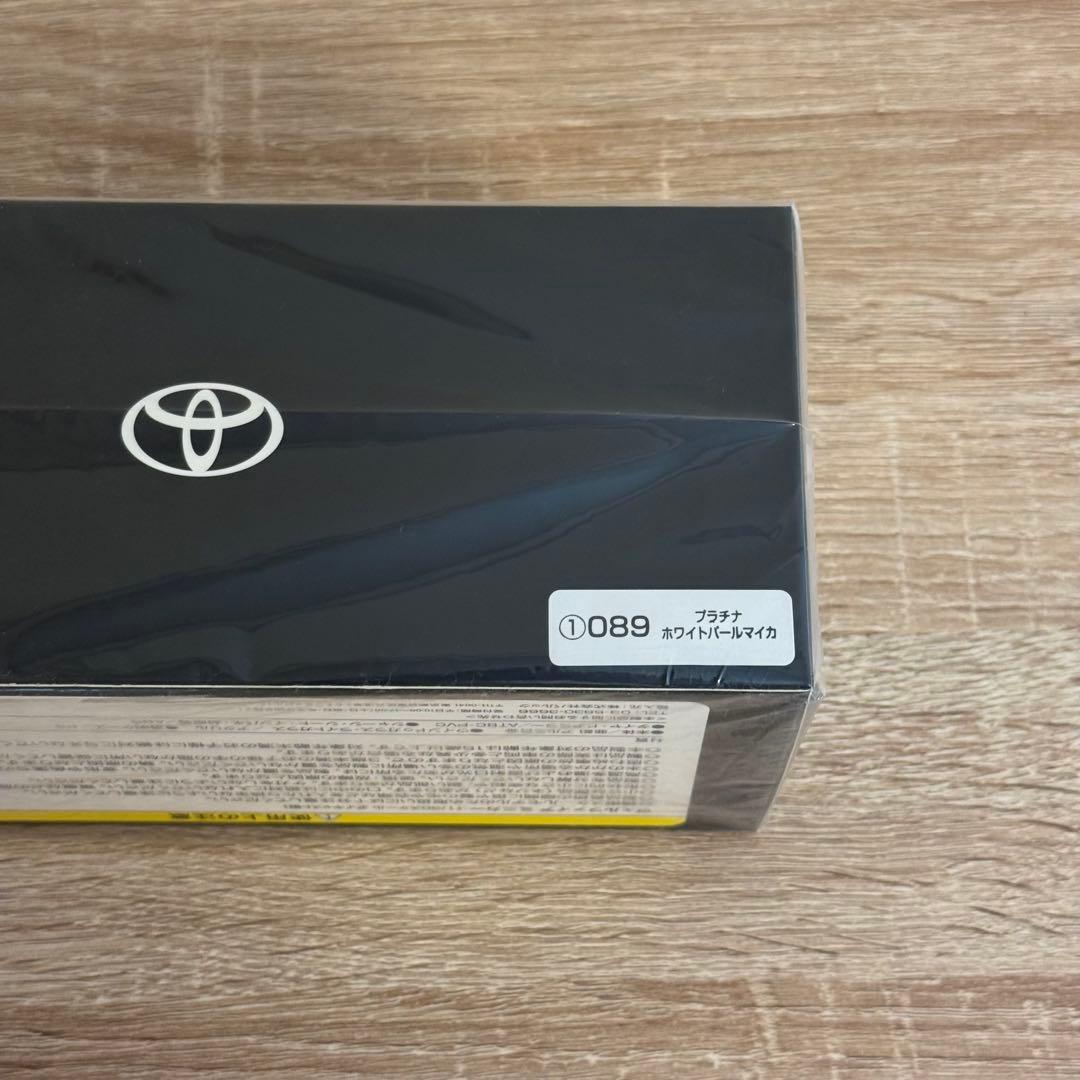 【非売品】トヨタ ヴェルファイア プラチナホワイトパールマイカ 1/30スケール