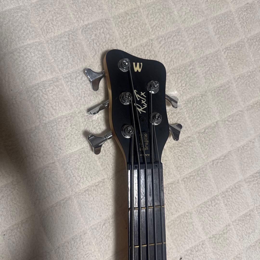 LLICA ベース　5弦