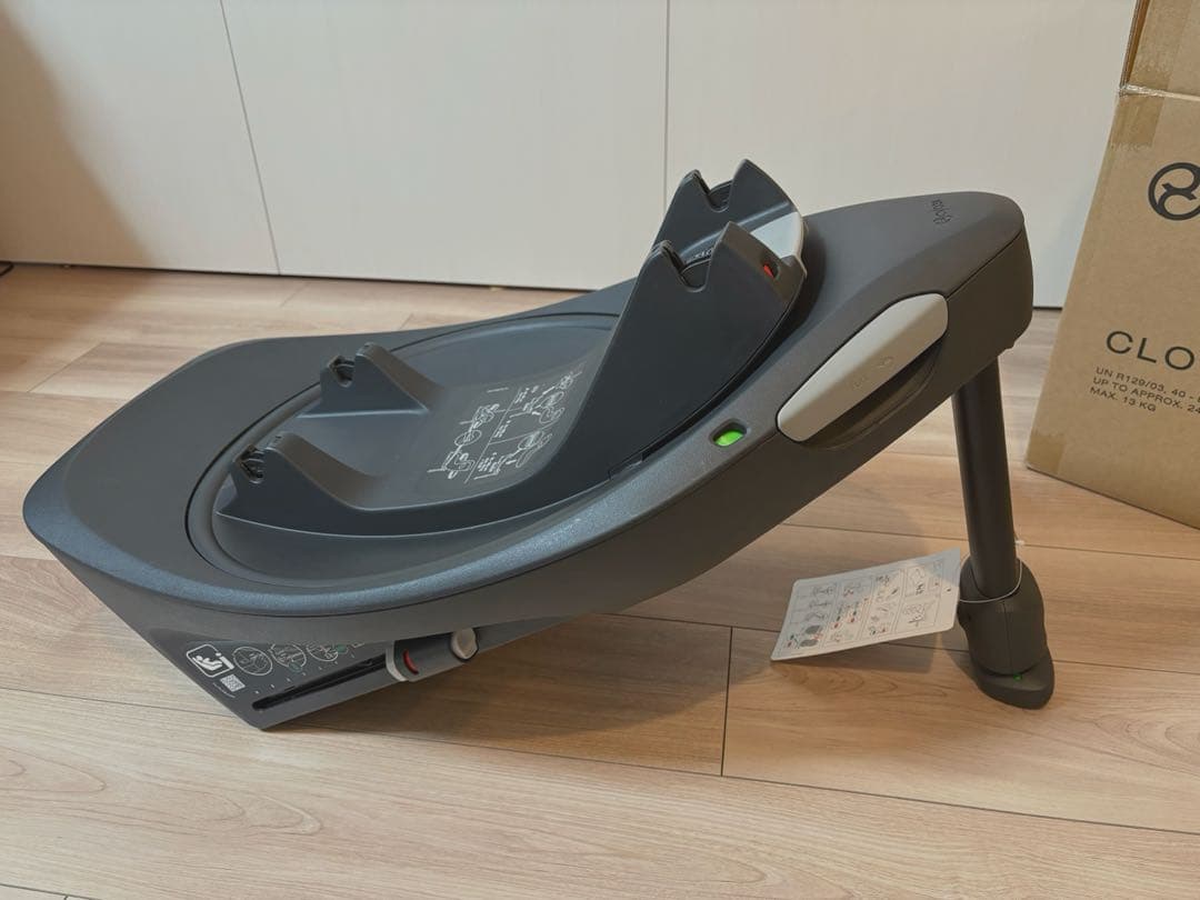 【2025年購入】Cybex クラウド G i-Size ベースGセット