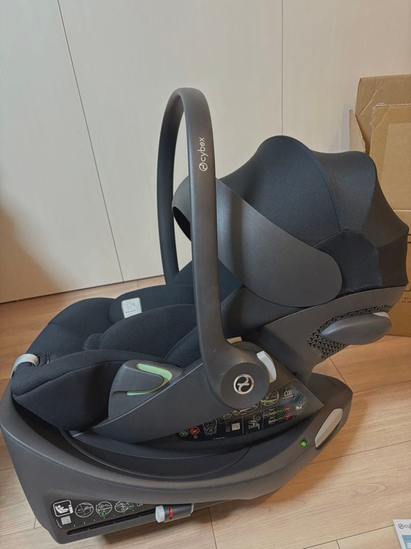 【2025年購入】Cybex クラウド G i-Size ベースGセット