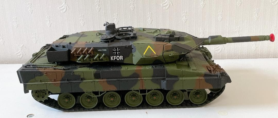 東京マルイ RCバトルタンク LEOPARD2 A5