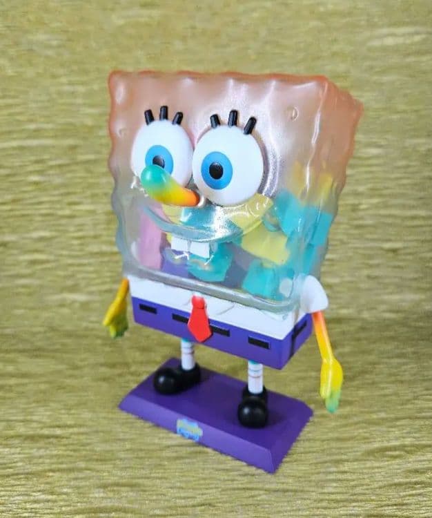 スポンジボブ カラフルフィギュア　シークレット　レア　高さ約12cm