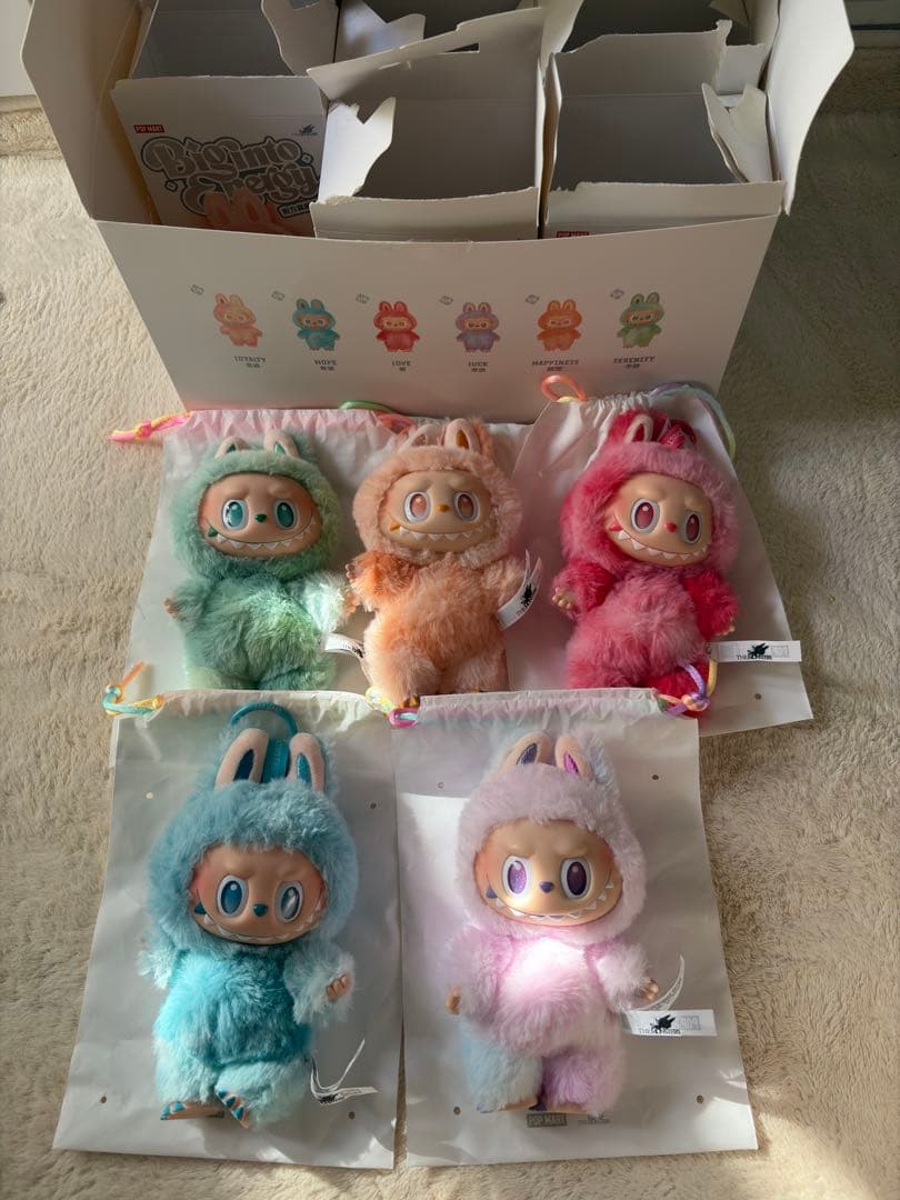 POPMART Big into Energy エナジー ラブブ 正規品