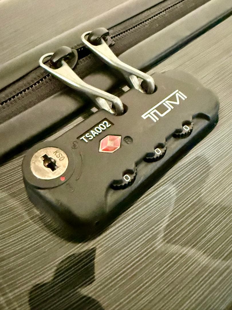 【ジャンク品】TUMI キャリーケース ブラック ポリカーボネート