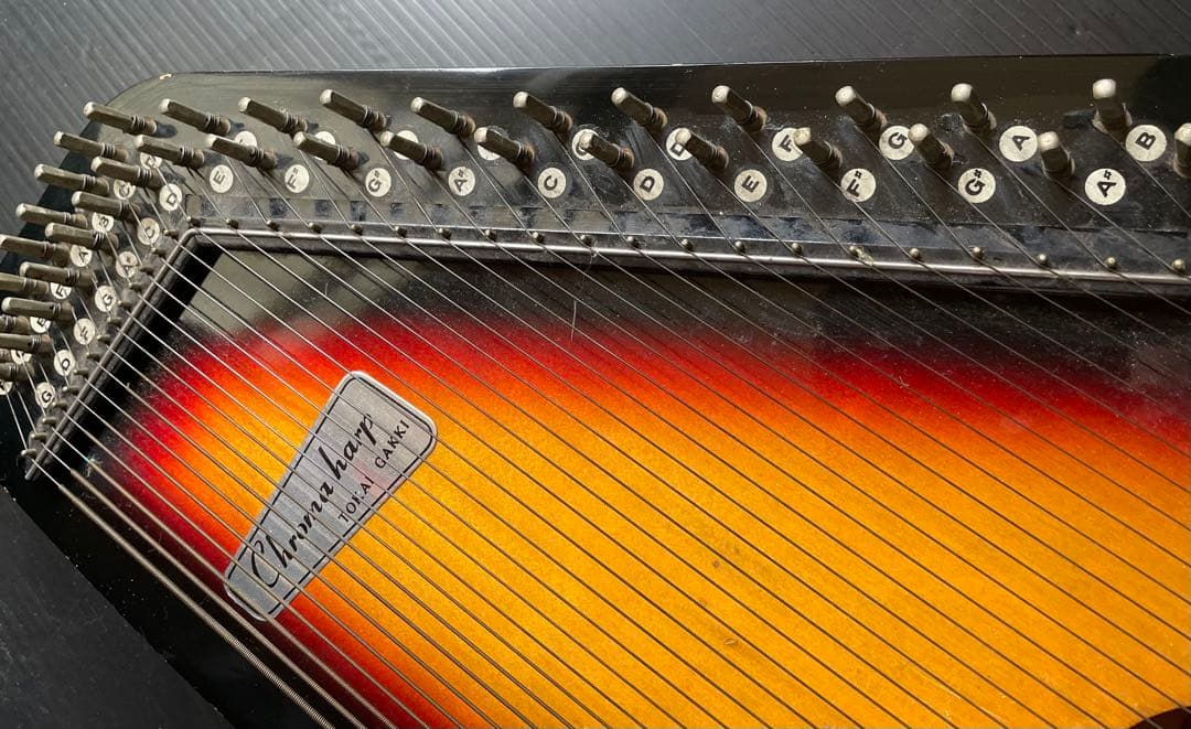 東海楽器ChromaHarp(オートハープ)