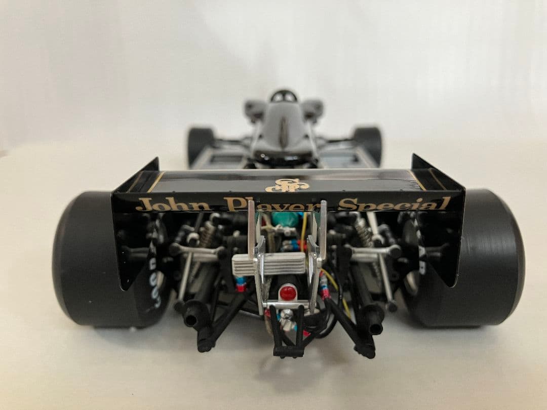 O⑧ ロータス78 ミニカー 1/18 ロニー・ピーターソン　JPS仕様