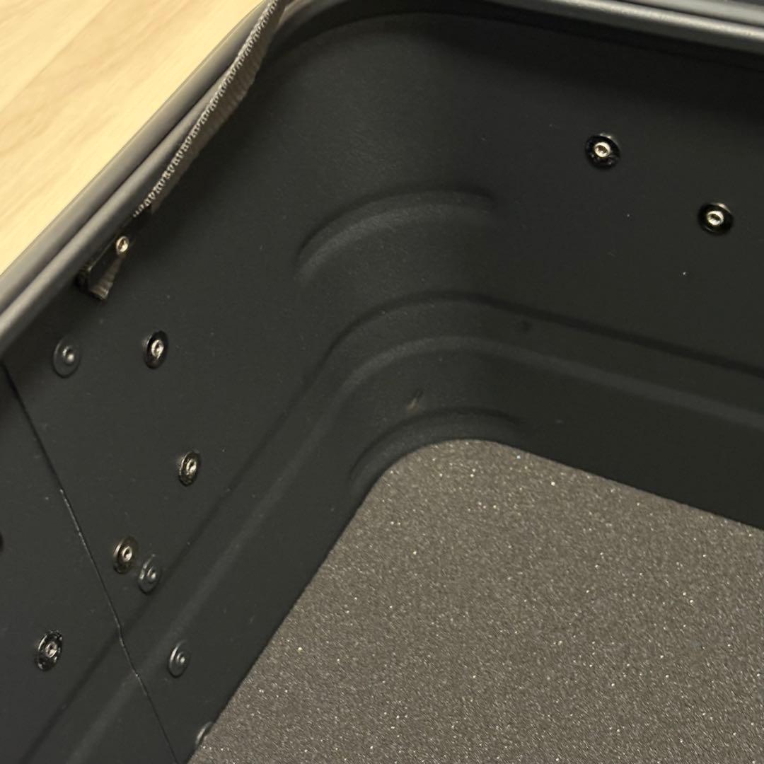 アルミ収納ボックス　アルミコンテナボックス　30L