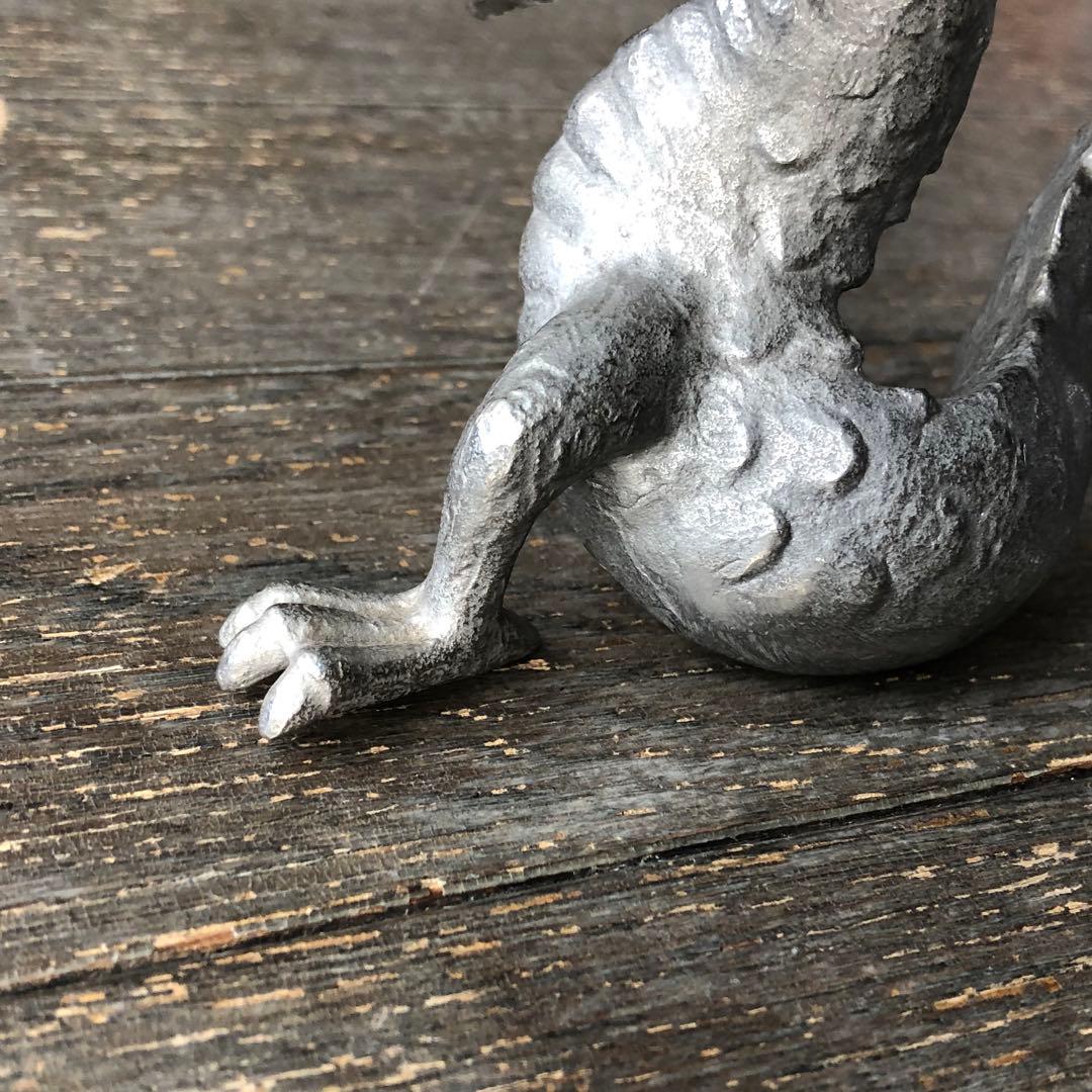 龍 竜 ドラゴン 置物 金属製 銀色