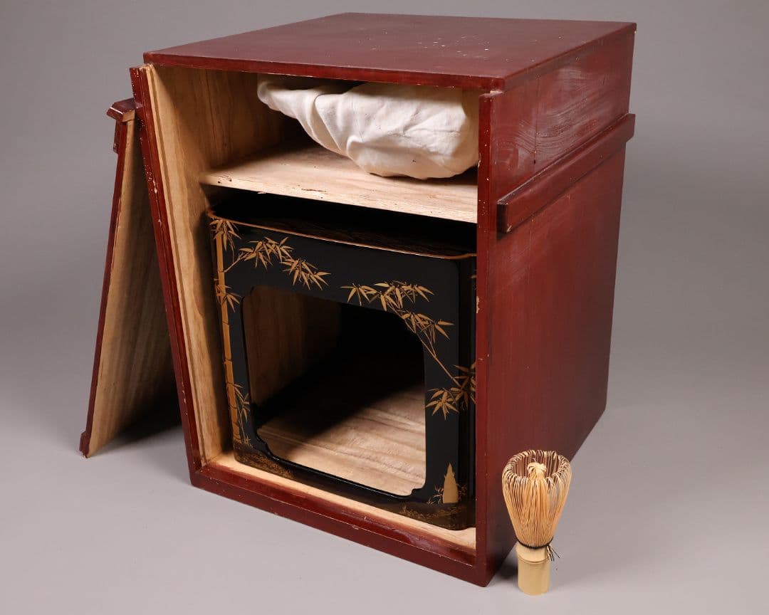 【MA806】時代 加賀蒔絵 日の出鶴 竹 金蒔絵 大盃・盃台 木製漆器 杯