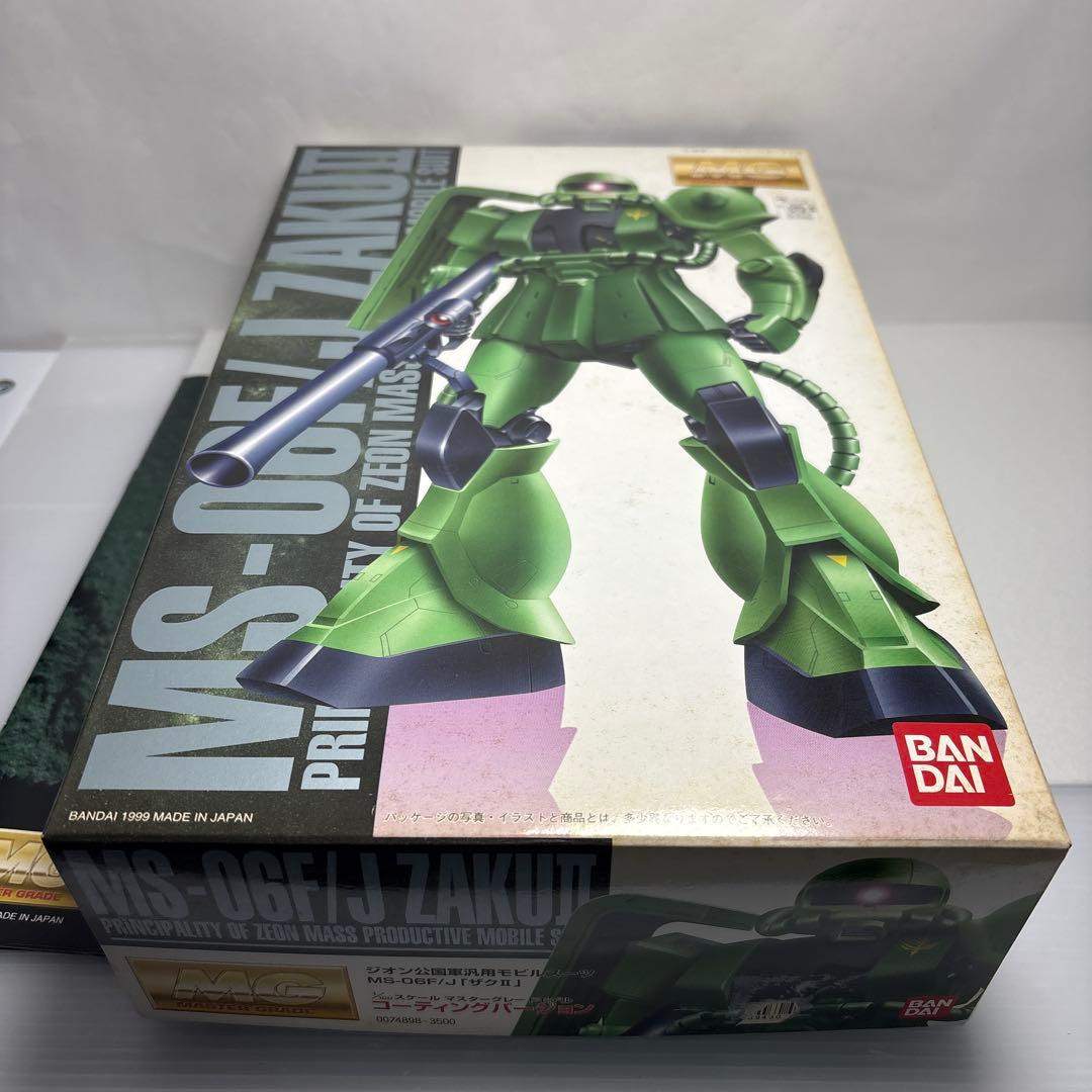 未組立MG1/100MS-06FザクIIコーティングバージョン箱汚れあり
