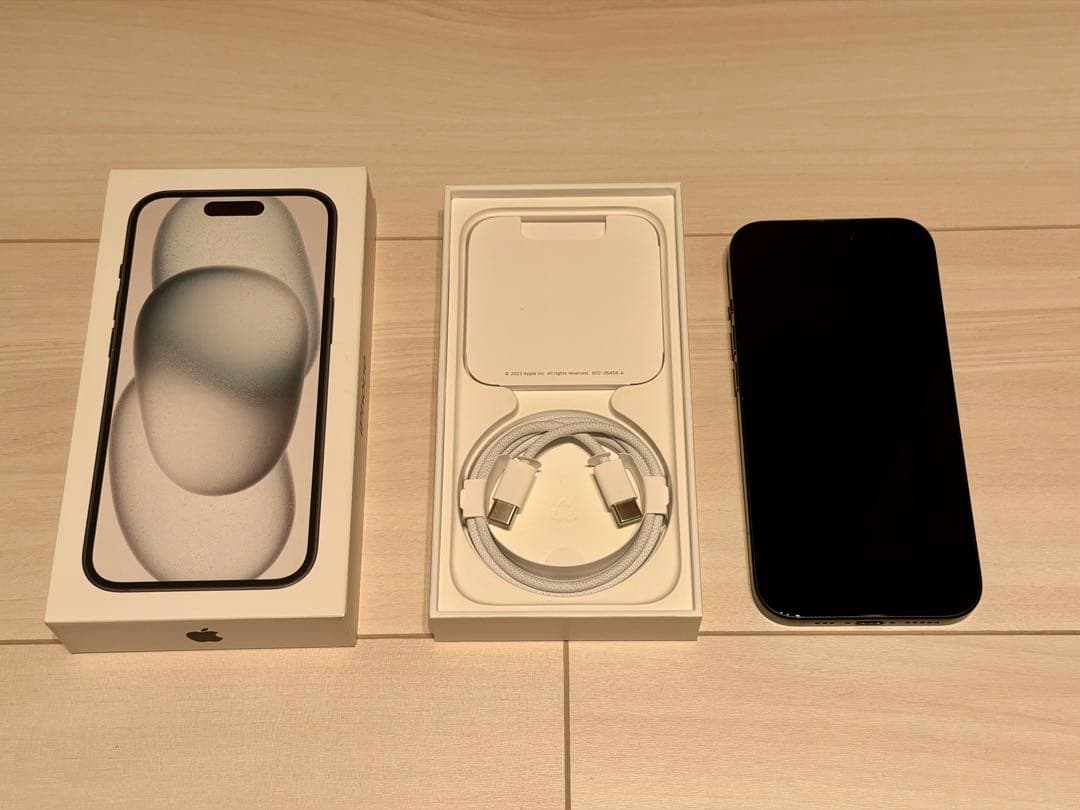 iPhone 15 512GB ブラック 本体 SIMフリー